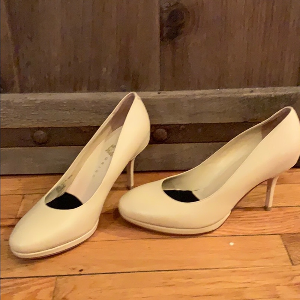 Nude heels